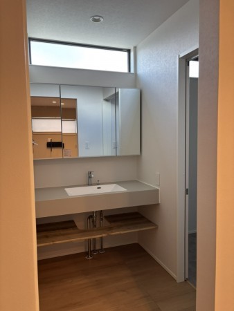 福山市駅家町大字中島、中古一戸建ての洗面画像です