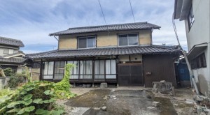 福山市御幸町大字下岩成、中古一戸建ての外観画像です