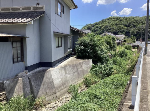福山市新市町大字上安井、土地の画像です