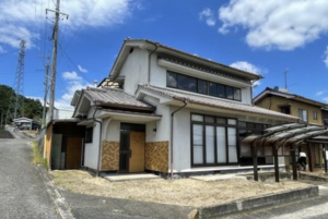 福山市新市町大字宮内、中古一戸建ての画像です