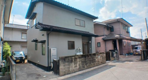 福山市千田町、中古一戸建ての画像です