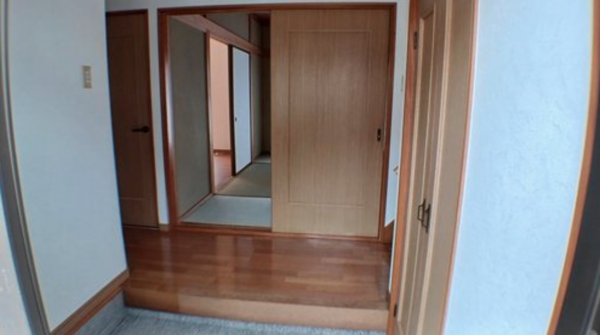 福山市千田町、中古一戸建ての画像です