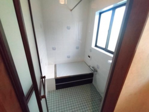 福山市山手町、中古一戸建ての画像です