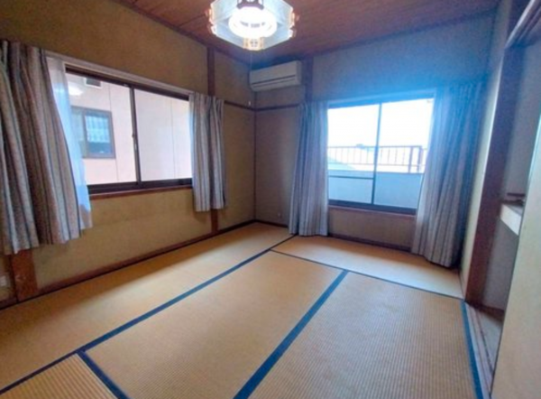 福山市山手町、中古一戸建ての画像です