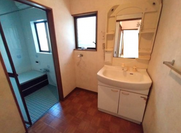 福山市山手町、中古一戸建ての画像です