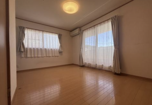 福山市、中古一戸建ての画像です