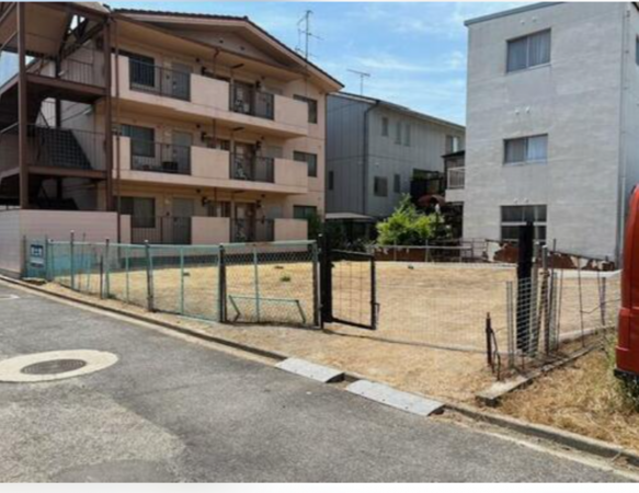 福山市春日町、土地の前面道路を含む現地写真画像です