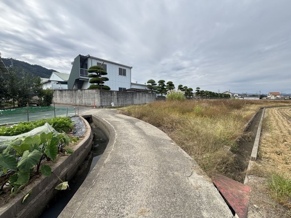 福山市駅家町大字江良、土地の画像です