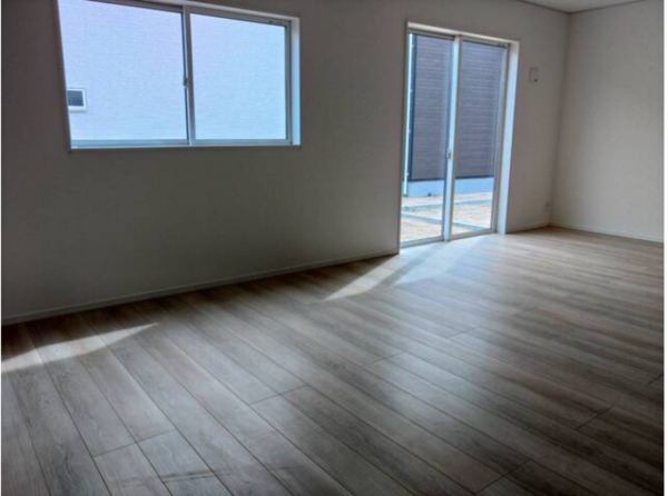 福山市水呑町、新築一戸建ての居間画像です