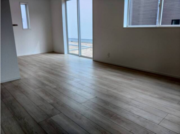 福山市水呑町、新築一戸建ての居間画像です