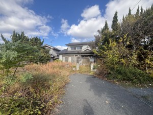 福山市御幸町大字上岩成、土地の画像です