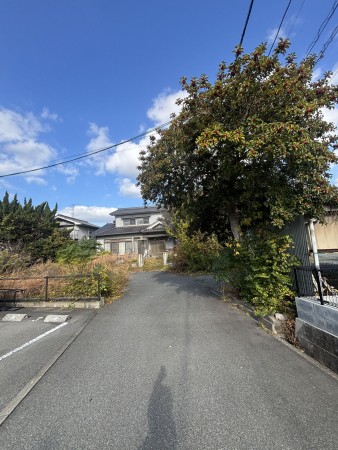 福山市御幸町大字上岩成、土地の画像です