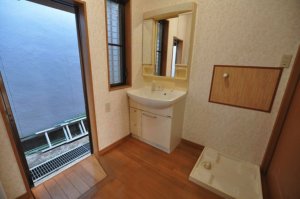 福山市御幸町大字上岩成、中古一戸建ての画像です