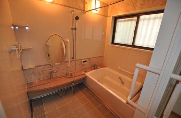 福山市御幸町大字上岩成、中古一戸建ての画像です