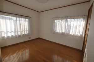 福山市御幸町大字上岩成、中古一戸建ての画像です