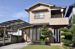 福山市御幸町大字上岩成、中古一戸建ての外観画像です