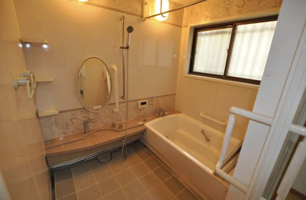 福山市御幸町大字上岩成、中古一戸建ての画像です