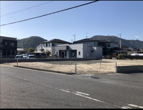 福山市御幸町大字森脇、土地の前面道路を含む現地写真画像です