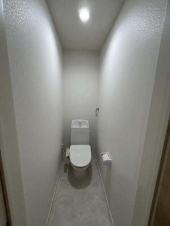 福山市能島、中古一戸建てのトイレ画像です