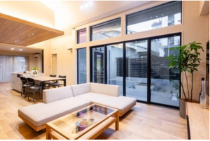 福山市南本庄、新築一戸建ての居間画像です