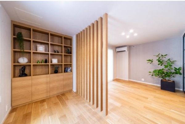 福山市南本庄、新築一戸建ての居間画像です