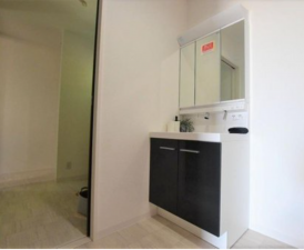 福山市南蔵王町、新築一戸建ての洗面画像です