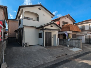 福山市東深津町、中古一戸建ての画像です