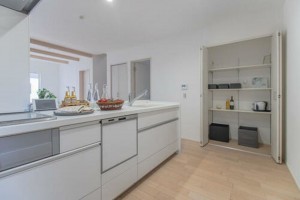 福山市千代田町、新築一戸建てのキッチン画像です