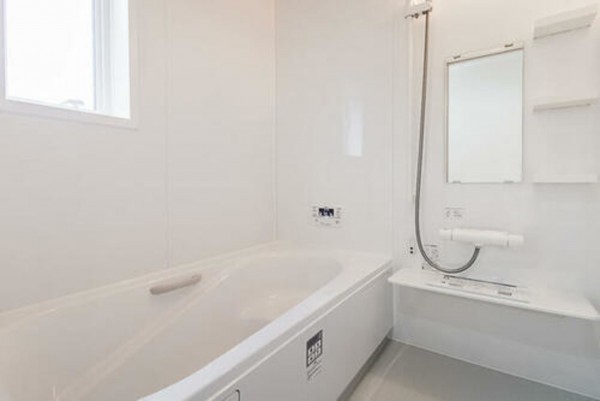 福山市千代田町、新築一戸建ての風呂画像です