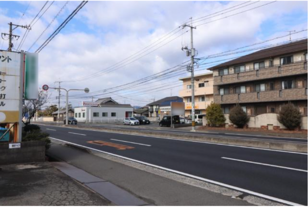 福山市南手城町、土地の前面道路を含む現地写真画像です