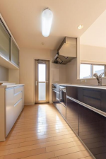 福山市入船町、マンションのキッチン画像です