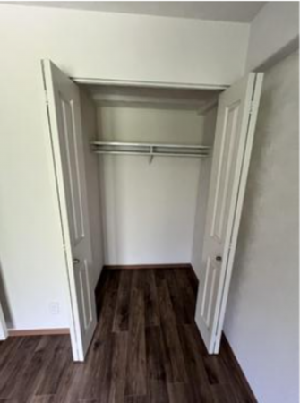 福山市日吉台、マンションの収納画像です