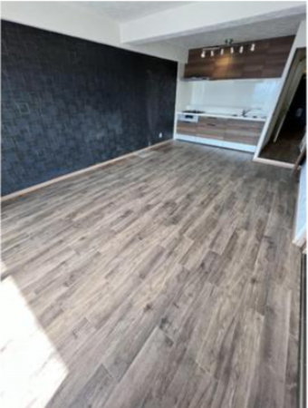 福山市日吉台、マンションの居間画像です