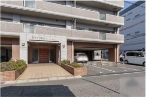 福山市入船町、マンションの駐車場画像です