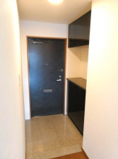 福山市東深津町、マンションの玄関画像です