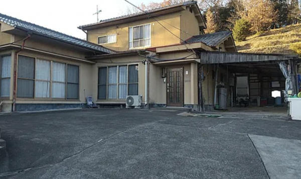 福山市駅家町大字法成寺、中古一戸建ての間取り画像です