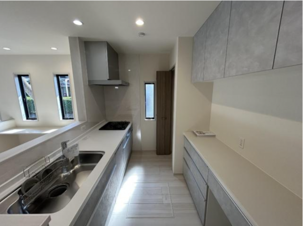 福山市幕山台、新築一戸建てのキッチン画像です