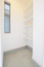 福山市沖野上町、中古一戸建ての収納画像です