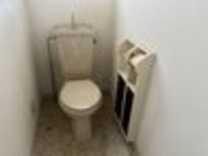 福山市明王台、中古一戸建てのトイレ画像です