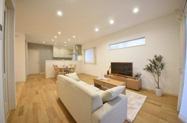 福山市南蔵王町、新築一戸建ての居間画像です