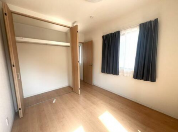 福山市春日町浦上、中古一戸建ての収納画像です