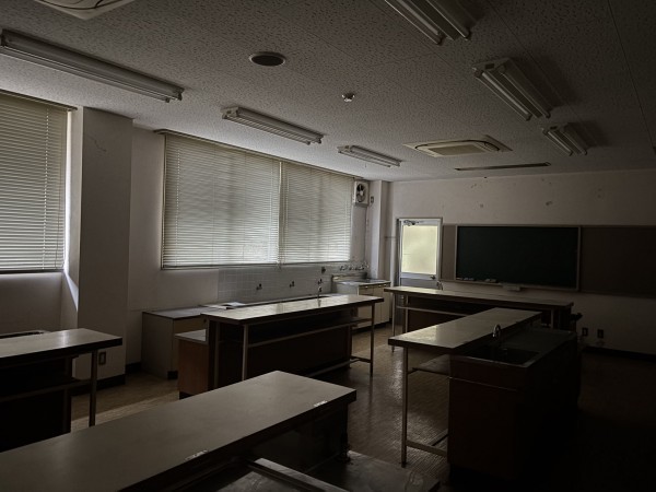 福山市駅家町大字服部本郷、収益物件/店舗事務所の画像です