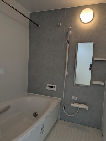 福山市草戸町、新築一戸建ての風呂画像です