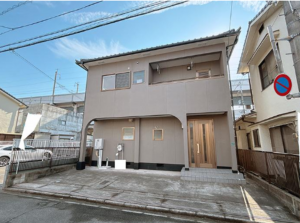 福山市三吉町、中古一戸建ての外観画像です