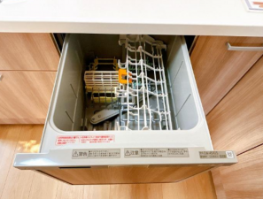 福山市三吉町、中古一戸建てのキッチン画像です