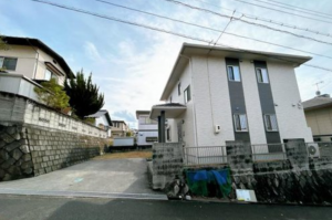 福山市向陽町、中古一戸建ての外観画像です