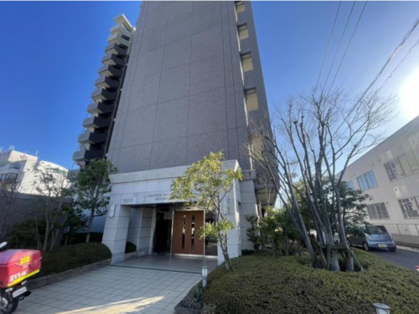 福山市南蔵王町、マンションの外観画像です