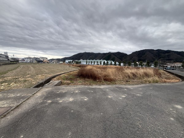 福山市駅家町大字江良、土地の画像です
