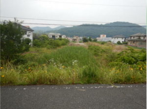 福山市、土地の前面道路を含む現地写真画像です