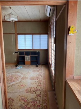 福山市、中古一戸建ての居間画像です